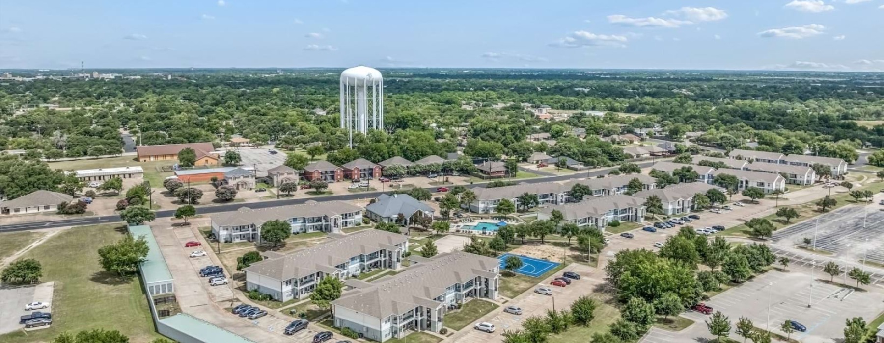 Fifteen12 in Bryan TX near Texas A&M and Blinn College.